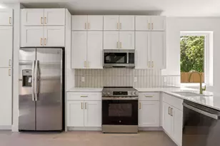 2609 Davis Ln, Austin, TX 78745 - Photo 8