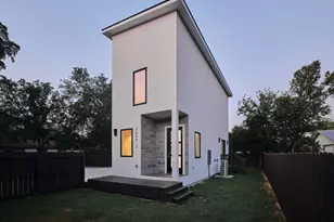 2609 Davis Ln, Austin, TX 78745 - Photo 1