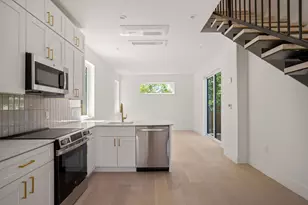 2609 Davis Ln, Austin, TX 78745 - Photo 6