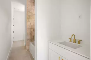 2609 Davis Ln, Austin, TX 78745 - Photo 14