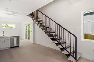 2609 Davis Ln, Austin, TX 78745 - Photo 6