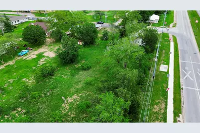 502 Martin Luther King Jr Drive, Bastrop, TX 78602 - Photo 4
