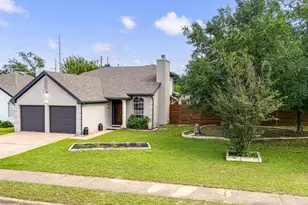 1409 Lantern Light Dr, Round Rock, TX 78681 - Photo 2
