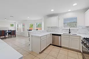 301 Abamillo Ct, Hutto, TX 78634 - Photo 14