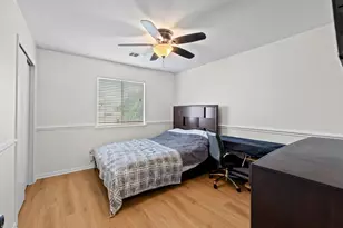 301 Abamillo Ct, Hutto, TX 78634 - Photo 32