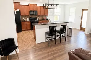 243 Druse Ln, Jarrell, TX 76537 - Photo 8