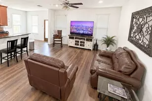 243 Druse Ln, Jarrell, TX 76537 - Photo 6