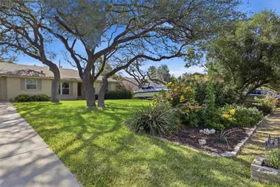 13523 Briar Hollow Drive, Austin, TX 78729 - Photo 4