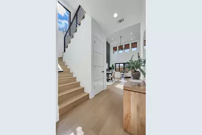 1901 W Saint Johns Avenue, Austin, TX 78757 - Photo 18