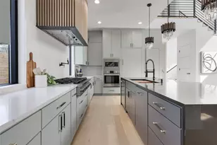 1901 W St Johns Ave, Austin, TX 78757 - Photo 8