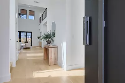 1901 W Saint Johns Avenue, Austin, TX 78757 - Photo 2