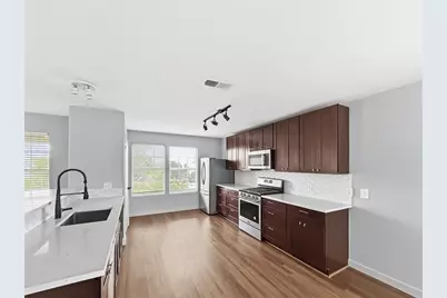 5700 Glen Meadow Drive #B, Austin, TX 78745 - Photo 4
