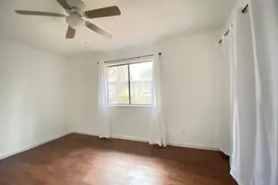 11901 Oak Knoll Dr, Austin, TX 78759 - Photo 12