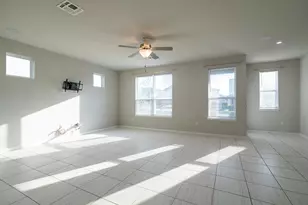 8720 Whitter Dr, Austin, TX 78747 - Photo 4