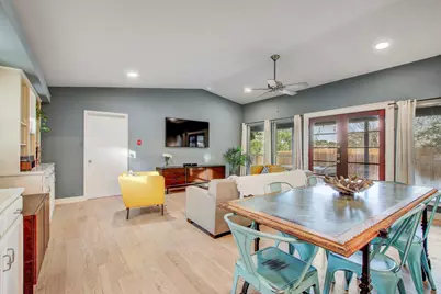 2104 W 10th Street, Austin, TX 78703 - Photo 12