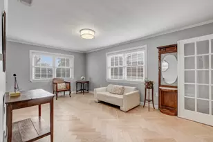 2104 W 10th St, Austin, TX 78703 - Photo 6