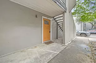 935 La Posada Dr, Austin, TX 78752 - Photo 6