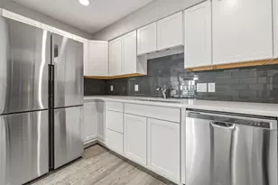935 La Posada Dr, Austin, TX 78752 - Photo 12