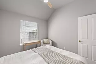 9305 Donner Ln, Austin, TX 78749 - Photo 24