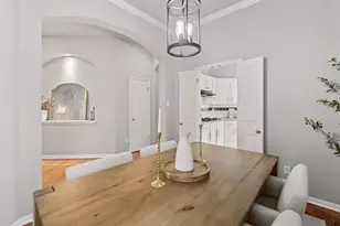 9305 Donner Ln, Austin, TX 78749 - Photo 4