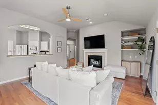 9305 Donner Ln, Austin, TX 78749 - Photo 14