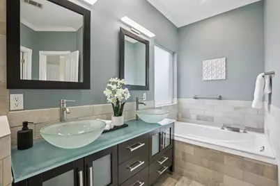 21002 Boggy Ford Road, Lago Vista, TX 78645 - Photo 18