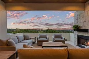 100 Overlook Dr, Liberty Hill, TX 78642 - Photo 2