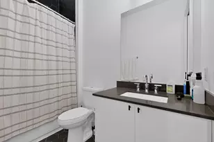 800 Embassy Dr, Austin, TX 78702 - Photo 20