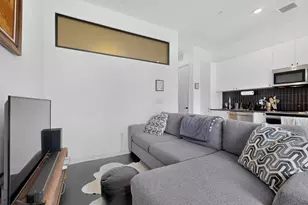 800 Embassy Dr, Austin, TX 78702 - Photo 6