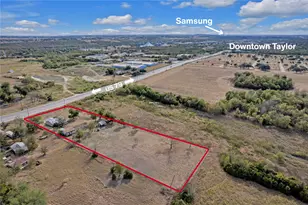 1607 E 4th St, Taylor, TX 76574 - Photo 20