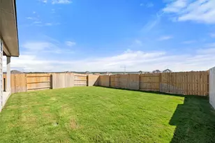 220 High Vly Dr, Liberty Hill, TX 78642 - Photo 38