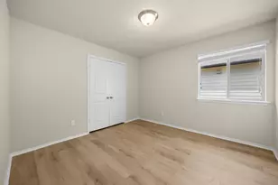 101 Plata Ln, Jarrell, TX 76537 - Photo 10