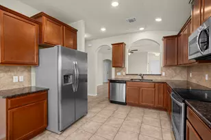 101 Plata Ln, Jarrell, TX 76537 - Photo 18