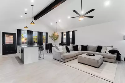 629 Aspen Lane, Horseshoe Bay, TX 78657 - Photo 10