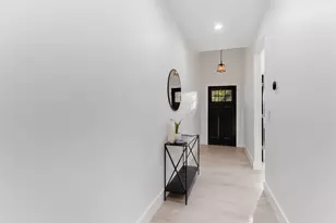 629 Aspen Ln, Horseshoe Bay, TX 78657 - Photo 4