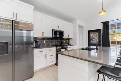 629 Aspen Lane, Horseshoe Bay, TX 78657 - Photo 8