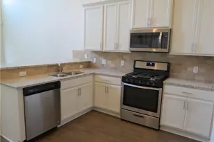 2304 S Lakeline Blvd, Cedar Park, TX 78613 - Photo 4