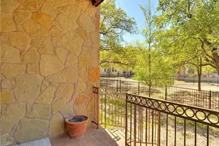 9512 Solana Vista Loop, Austin, TX 78750 - Photo 26