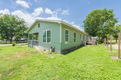 7 River Street, Prairie Lea, TX 78661 - Photo 2