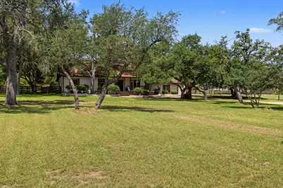 502 S Lariat Circle, Dripping Springs, TX 78620 - Photo 4