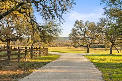 4827 Maenius Road, Blanco, TX 78606 - Photo 6