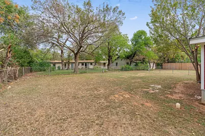 718 Hunter Drive, Rockdale, TX 76567 - Photo 20