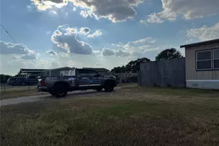 490 Rosewood Dr, Dale, TX 78616 - Photo 2