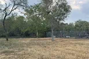 490 Rosewood Dr, Dale, TX 78616 - Photo 10