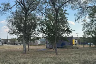 490 Rosewood Dr, Dale, TX 78616 - Photo 16