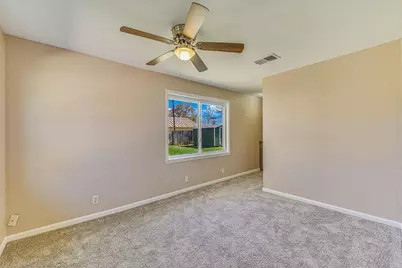 106 Hudgins Street, Smithville, TX 78957 - Photo 20