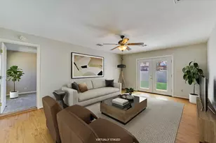 106 Hudgins St, Smithville, TX 78957 - Photo 4