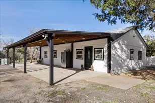 240 Riddle Rd, Cedar Creek, TX 78612 - Photo 4