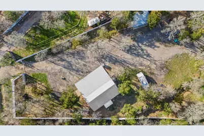 240 Riddle Road, Cedar Creek, TX 78612 - Photo 28