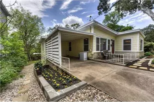 2111 W 10th St, Austin, TX 78703 - Photo 2